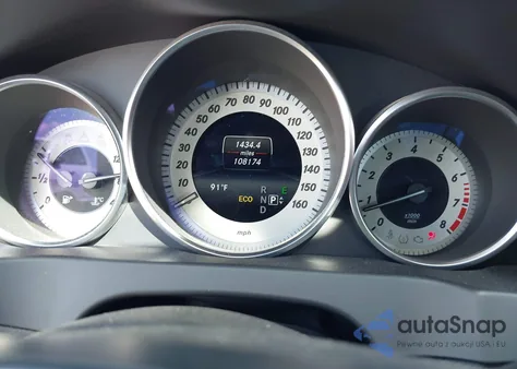 2014 Mercedes-Benz E 350 z USA, uszkodzony, nr VIN WDDKJ5KB0EF235980